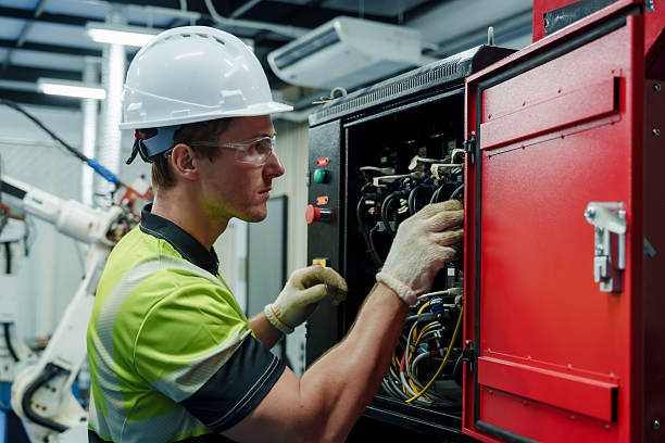 24/7 Emergency Electrician experts in Sea Breeze, NC